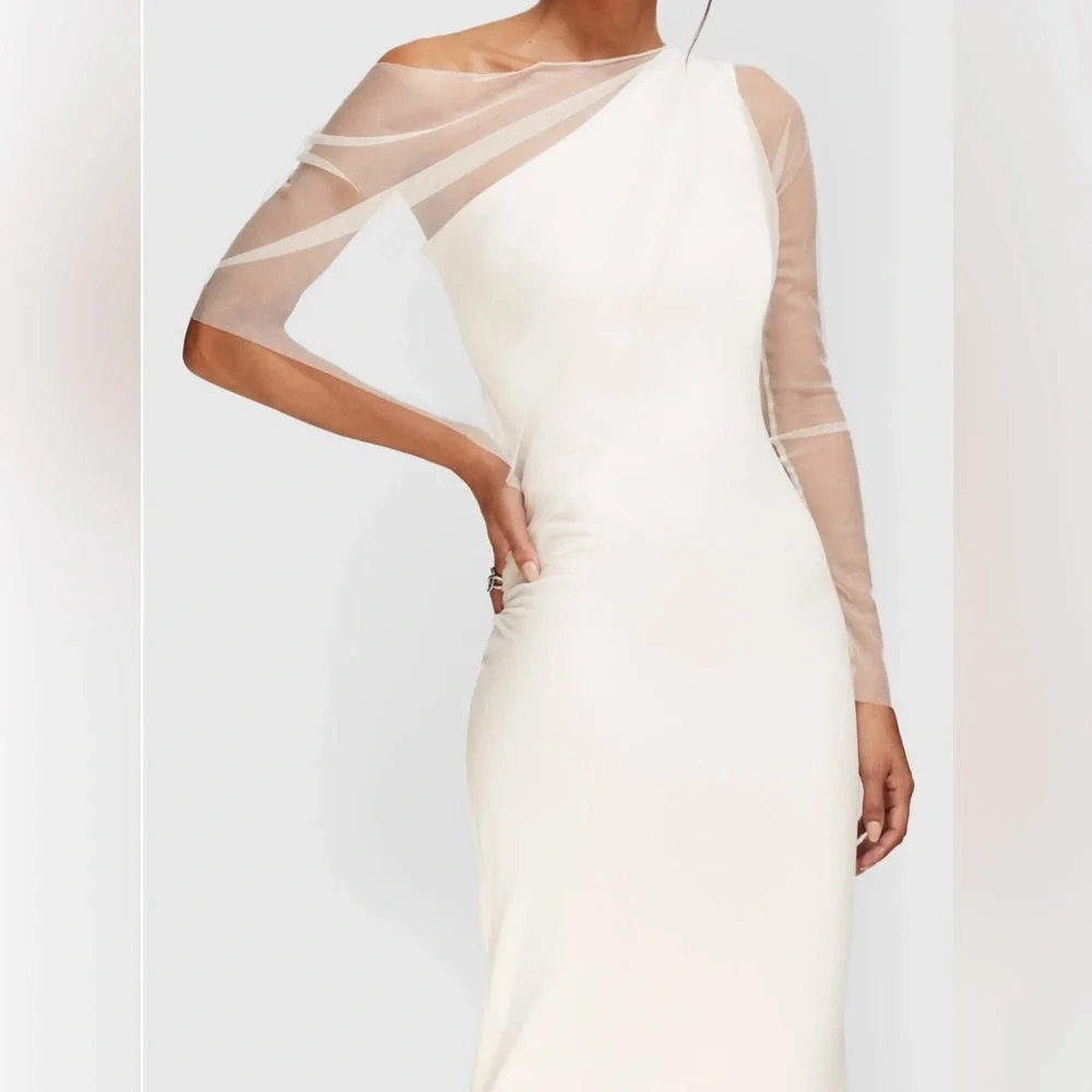 Elegant One Shoulder White Dress - Picture 3 of 16